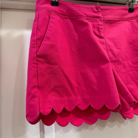 Isaac Mizrahi Hot Pink Scalloped Hem Shorts Size 6 - Picture 4 of 12